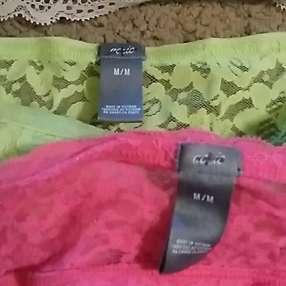 3/$15! 5 medium aerie bandeaus - Picture 4 of 4